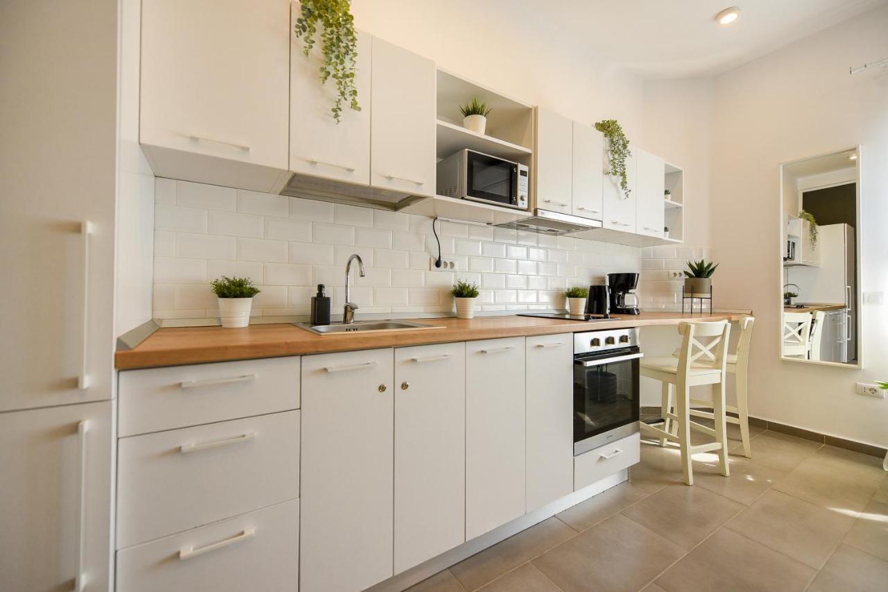 Classy Comfort - Chic Studio On Regina Elisabeta Bucureşti Exterior foto