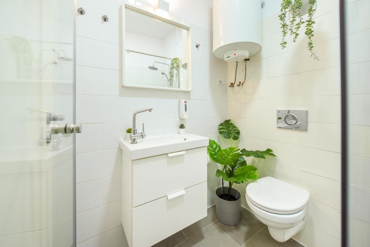 Classy Comfort - Chic Studio On Regina Elisabeta Bucureşti Exterior foto